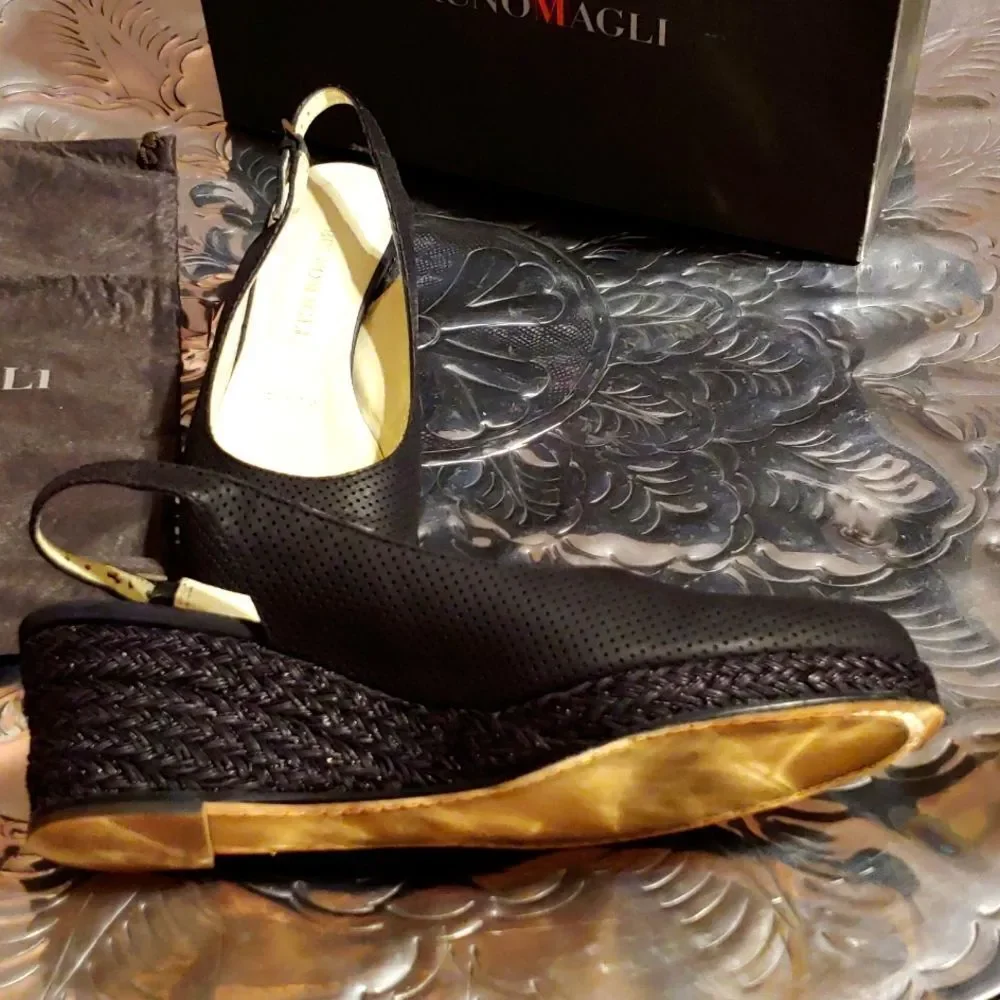 Bruno Magli black color